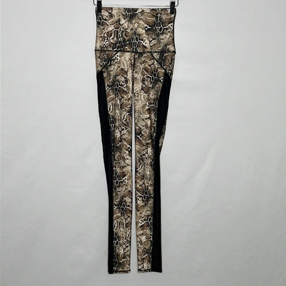 Emily HSU Designs Animal Print Leggings Mesh Side Panels - Size Small - Picture 1 of 4